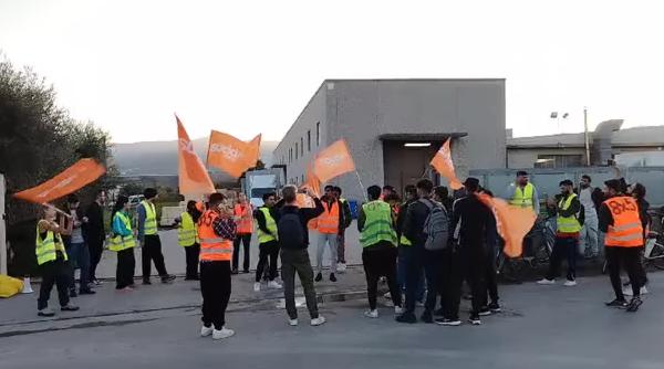 Un muncitor străin din Italia a apelat la sindicat pentru a denunța turele istovitoare, dar ca răspuns a fost bătut