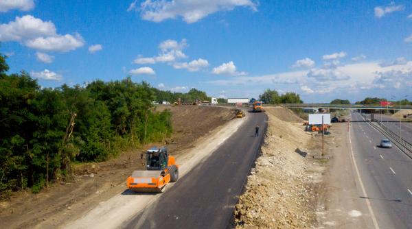 Constructorul turc al autostrăzii Sibiu - Făgăraș a publicat salariile de pe șantier: Între 930 și 1.500 de euro, net