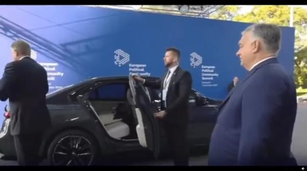 Klaus Iohannis l-a sfidat pe Viktor Orban, chiar în timpul primirii oficiale. Premierul ungar, vizibil jenat de moment 