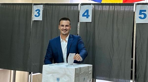Claudiu Stănășel a votat la prezidențiale chiar la secția din Prato: "Am fost trădați de politicienii din țară"