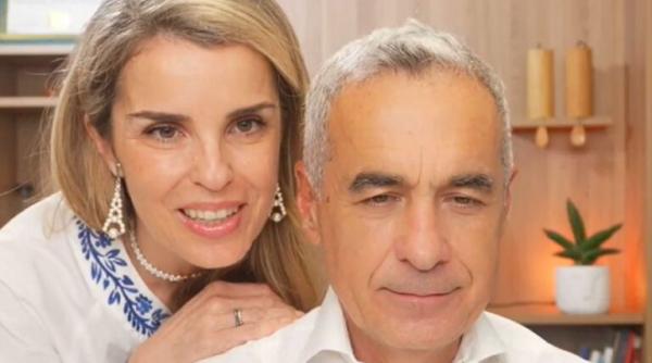 Calin Georgescu a chemat jurnaliștii în fața casei și s-a certat cu ei: "Sunteți foarte supărați pe mine. (...) Ieri au scos tinerii în stradă, așa o să-i scoată și la război"