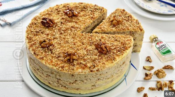 Tort Krantz – Secretul unui desert perfect! Rețeta clasică ce te va cuceri cu nuci caramelizate și cremă fină