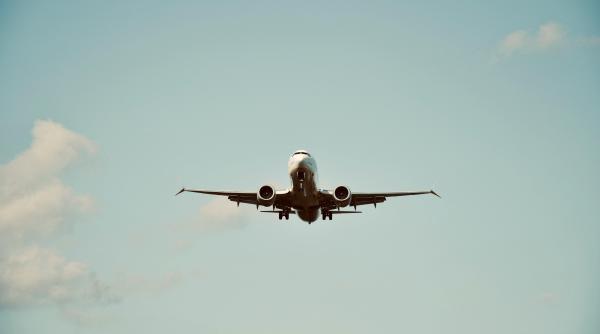 Criza lovește nemilos. Un gigant aeronautic elimină peste 2.000 de locuri de muncă, din care 700 doar în Germania