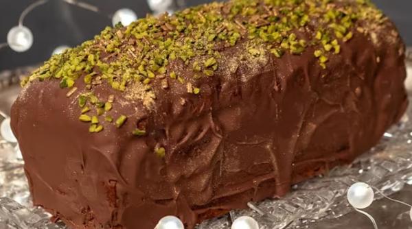 Cozonac cu nutella și fistic – Rețeta perfectă pentru sărbători