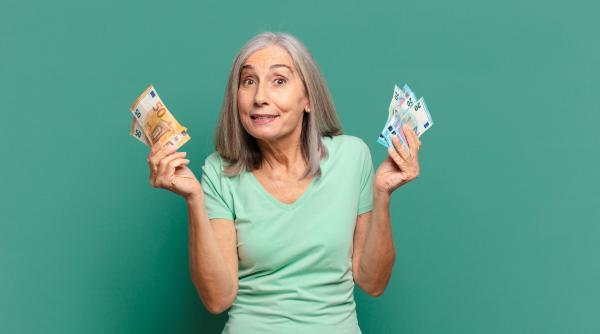 Italia introduce "Bonusul Seniorilor". 850 de euro pe lună, pe lângă pensie, pentru o categorie de pensionari