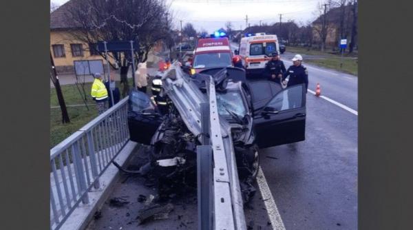 Român care se întorcea acasă de Crăciun din Germania, accident cumplit în Timiș. A adormit la volan