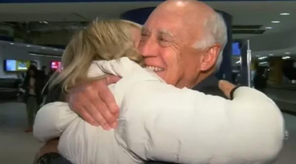 Un bărbat și-a întâlnit familia biologică la 75 de ani după ce a fost adoptat: "Un miracol de Crăciun" 