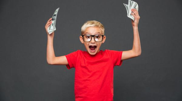 Cum vrea guvernul italian să stimuleze natalitatea: Bonus de 7.000 de euro pentru familiile cu copii născuți în 2025