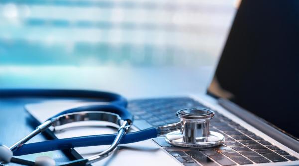 Novartis, confruntată cu acuzațiile unui denunțător