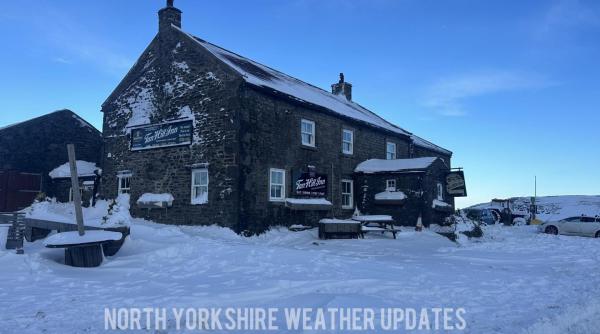 Mai mulți oameni au rămas blocați într-un han din cauza zăpezii: trei zile de neuitat și o logodnă surpriză