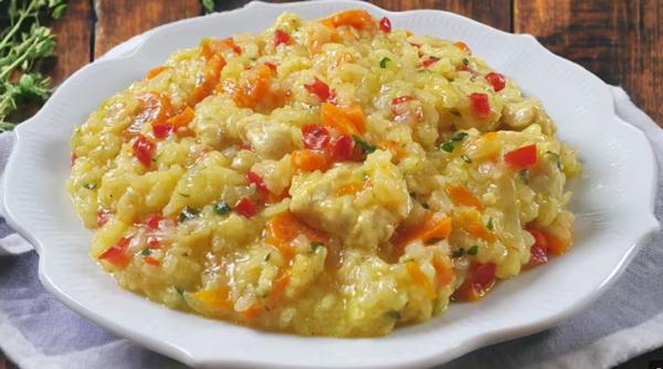 Pilaf cu carne de pui: Secretul unui gust intens ca la bunica