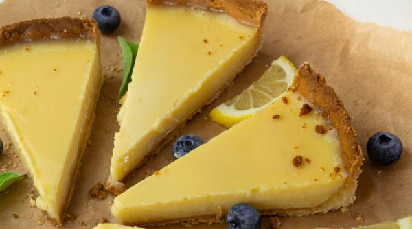 Rețetă de tartă cu lămâie – Desertul perfect pentru iubitorii de arome dulci-acrișoare