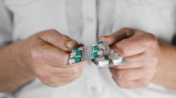 Germania se confruntă cu o criză severă de medicamente. Lipsesc tratamente vitale pentru cancer, astm și diabet