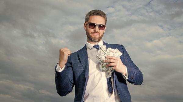 "Jaful continuă". Miliardarii lumii s-au îmbogăţit cu 2.000 de miliarde de dolari în 2024