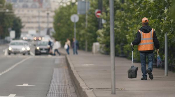 Un oraș din Germania va scoate asistații sociali pe străzi, la muncă în folosul comunității