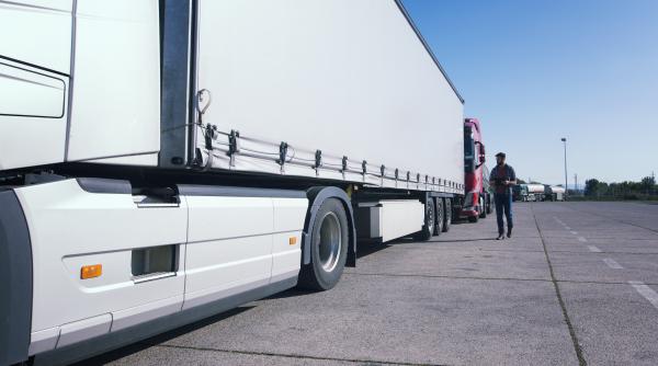 Județul Brașov introduce taxă de tranzit pentru camioane din luna aprilie 