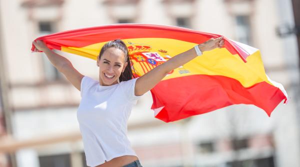 Sute de locuri de muncă în Spania unde te duci la serviciu doar 3 ore pe zi. Cât e salariul și ce pregătire îți trebuie