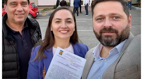 Chiul pe bani publici: Parlamentarii "suveraniști" AUR și POT, aflați în "grevă", au semnat prezența pentru a lua indemnizația