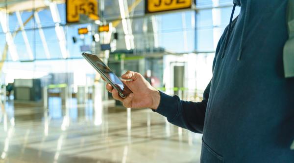 Democrație marca Trump: Cercetător francez cu opinii anti MAGA, oprit pe aeroport, percheziționat și expulzat