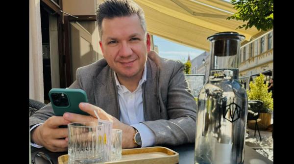 Preşedintele Comisiei pentru Cultură din Camera Deputaţilor, derapaj incredibil: "Dacă eu sînt putinist, mă-ta-i c***ă!"