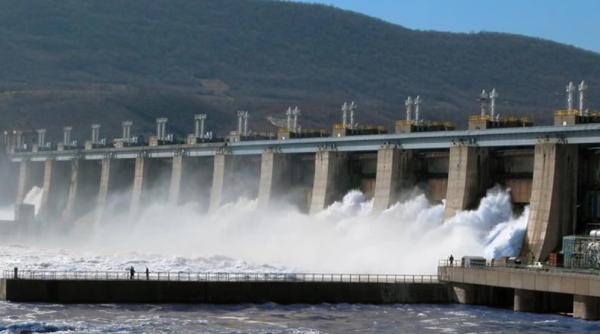 Hidroelectrica explică ce s-a întâmplat în 2014. A dat sau nu Ponta ordin să se deschidă centrala Porțile de Fier pentru a salva Belgradul?