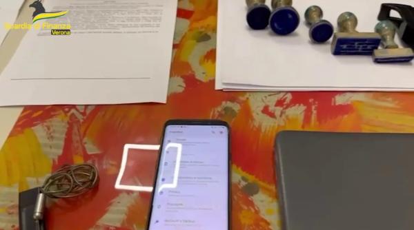 Fals notar român, descoperit în Italia. A înșelat clienții și autoritățile cu documente contrafăcute și a încasat zeci de mii de euro