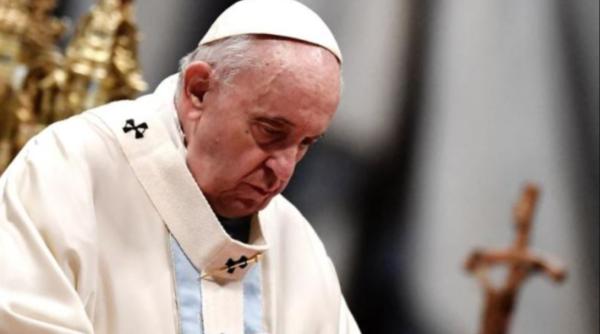 Papa Francisc a încetat din viață