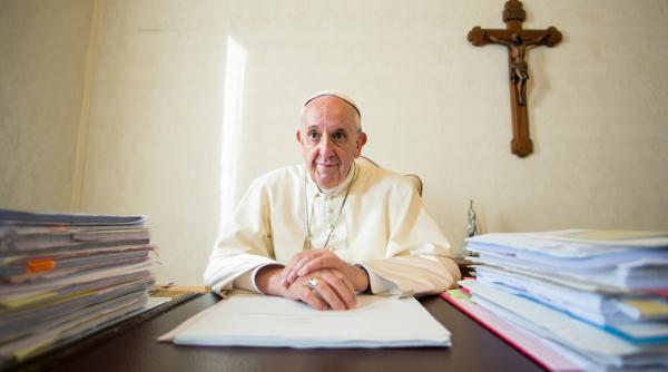 Câți bani avea papa Francisc în momentul morții. Salariul uriaș îl refuza de 12 ani