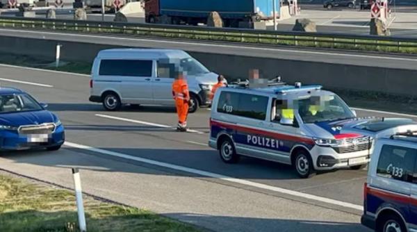 Român de 48 de ani, mort pe autostradă în Austria. A coborât din microbuz și a traversat pe jos
