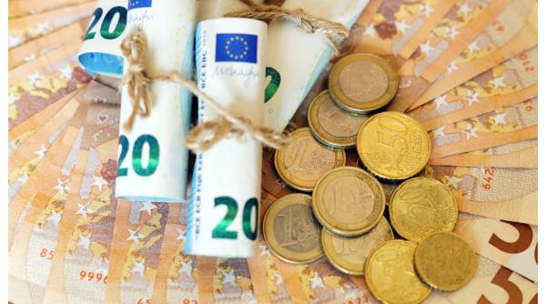 Curs BNR. Euro atinge din nou cel mai mare maxim istoric în raport cu leul 