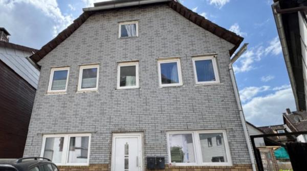 Doi tineri români plecați la muncă în Germania, găsiți morți după doar câteva zile. El avea 23 de ani, ea 19