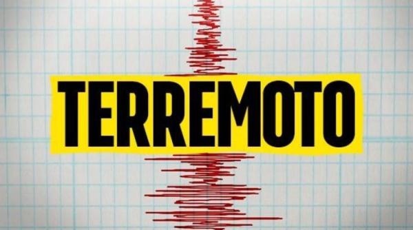 Cutremur puternic în Italia. Oamenii au fost sfătuiți să stea în exteriorul clădirilor