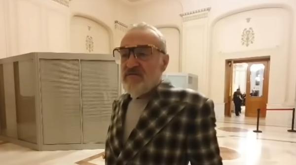 Becali spune că a vrut să filmeze cum pune ștampila pe Nicușor Dan și să-i trimită imaginile lui Simion