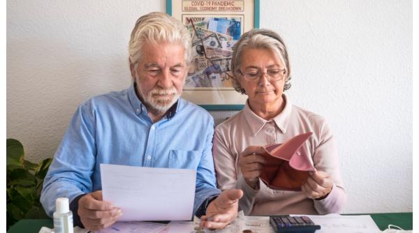 Val de cereri pentru pensia la 63 de ani oferită de Germania. Sistemul este luat cu asalt