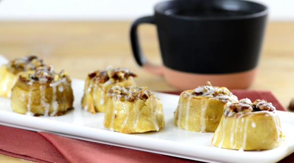 Rulouri dulci din lipie cu scorțișoară - desertul viral al anului, gata în doar 20 de minute!