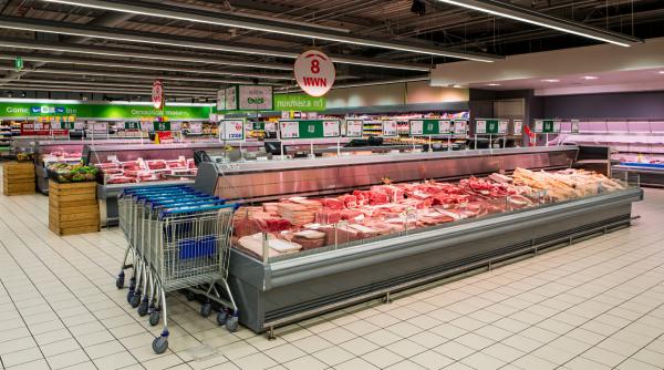 Diferență majoră dintre carnea din marketurile din Elveția și cele din România. Româncă: "Sigur că asta influențează prețul"