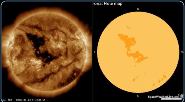 O gaura coronală imensă s-a "căscat" în centrul Soarelui. Data la care furtuna solară va lovi Pâmântul