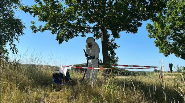 Un flagel periculos se răspândește în Germania: pericolul vine prin aer. Operațiuni cu costume de protecție