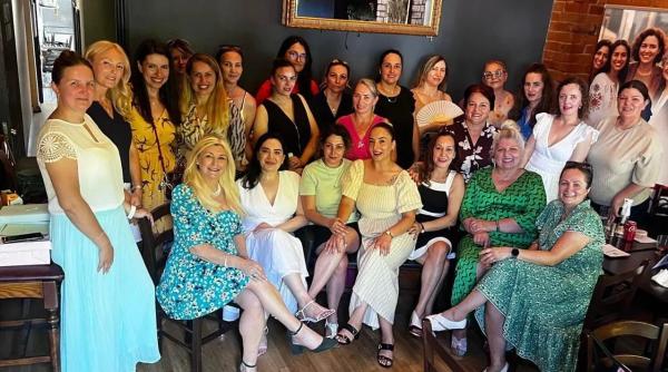 Gabriela Ferguson și școala românească din Cardiff: De la educația copiilor, la o rețea de sprijin pentru româncele din diaspora