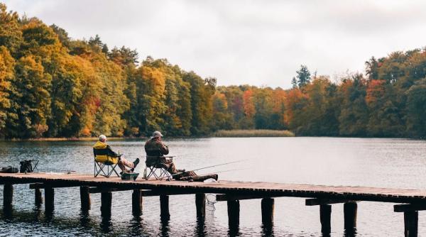 Pat pescuit și calitatea somnului: ce nu vezi, dar simți la o partidă de pescuit