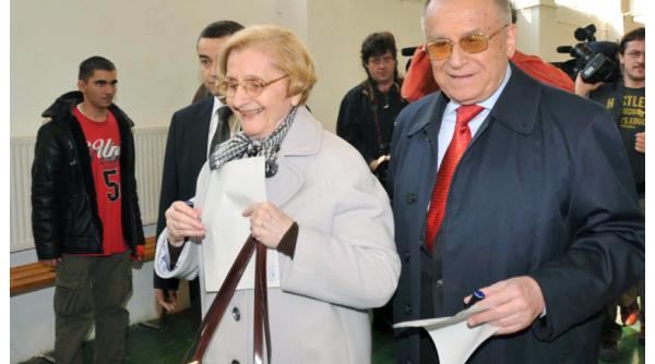 Motivul pentru care Nina Iliescu nu va participa la funeraliile soțului său 