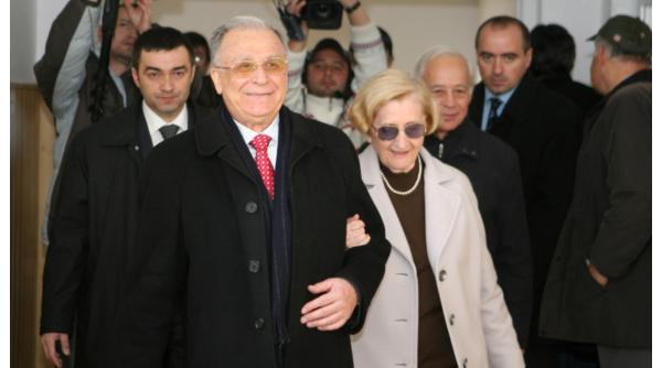 Nina Iliescu nu se simte bine. Medicul familiei a sosit de urgență la reședința familiei 