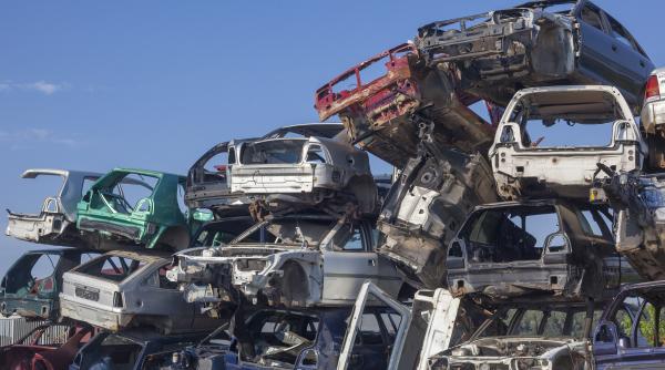 Programul "Rabla" va fi relansat în luna septembrie cu un buget de 200 de milioane de lei