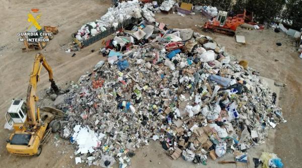 Doi români găsiți morți la groapa de gunoi din Zaragoza. Autoritățile merg pe ipoteza unui dublu asasinat