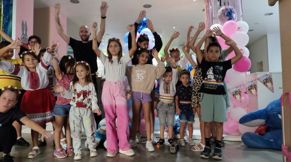 Departe de casă, dar aproape de graiul strămoșesc: Cum au sărbătorit românii din Spania Ziua Limbii Române 