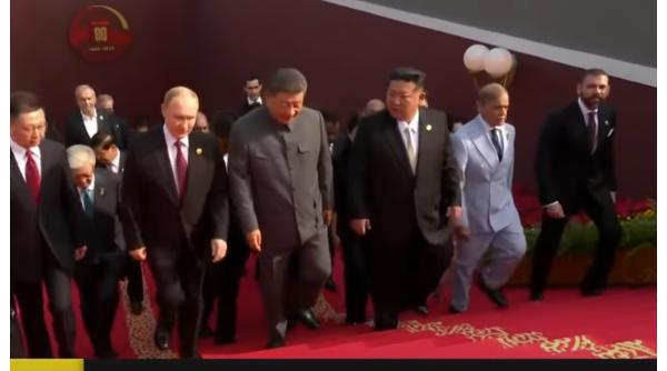 Discuția privată dintre Putin și Xi Jinping, înregistrată de un microfon uitat deschis. Vorbeau despre un lucru aproape ireal