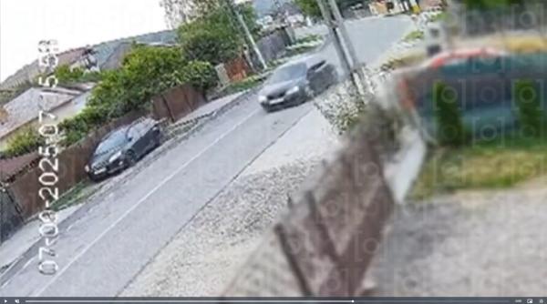 Doi studenți de 20 de ani au murit într-un accident la Budeasa. Șoferul vinovat a mers peste 100 de metri pe contrasens