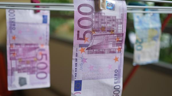 Scuza hilară a românului din Austria care a mers la un magazin Hugo Boss cu o bancnotă falsă de 500 de euro