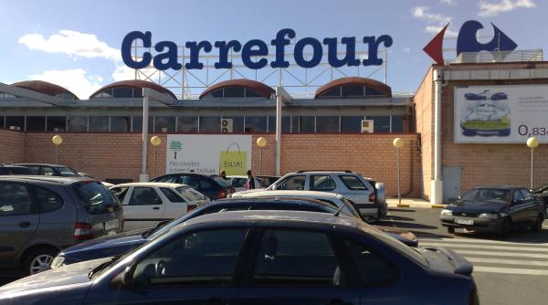 Carrefour vinde toate magazinele dintr-o mare țară din Europa de Est, după un "eșec total"