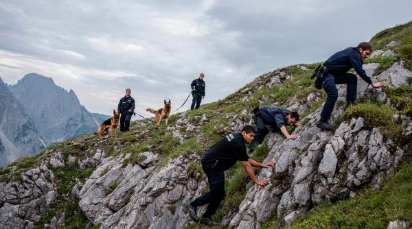 Operațiune spectaculoasă în Austria: Români, prinși după ce au furat banii bisericii. Au fost "vânați" inclusiv cu elicoptere